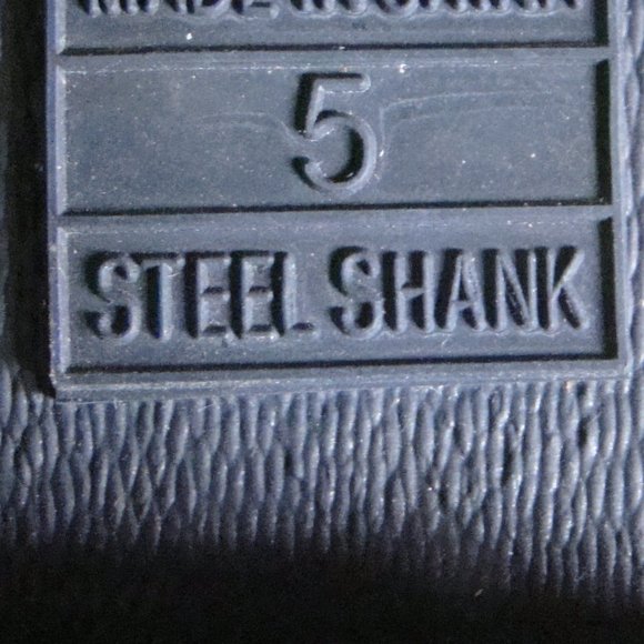 American Eagle green and grey steel shank snow duck boots, size 5 - Picture 7 of 7